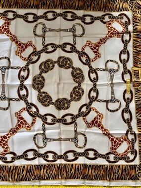 Gucci Chain & Equestrian Print Square Scarf - White/Brown